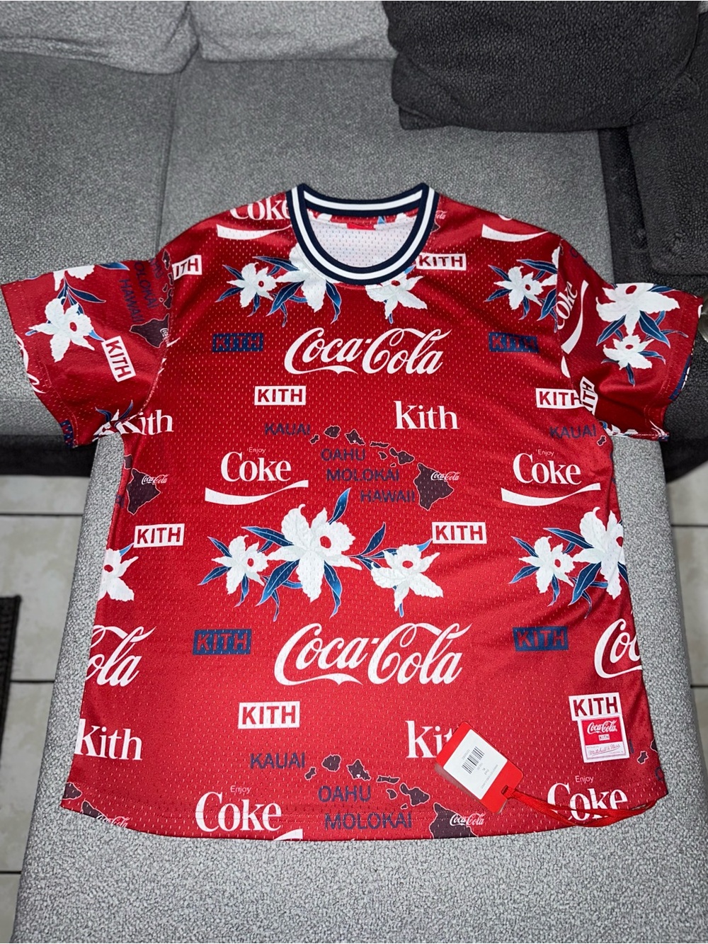 Kith x Coca Cola x Mitchell & Ness Hawaii Map Mesh Jersey Size XL Red
